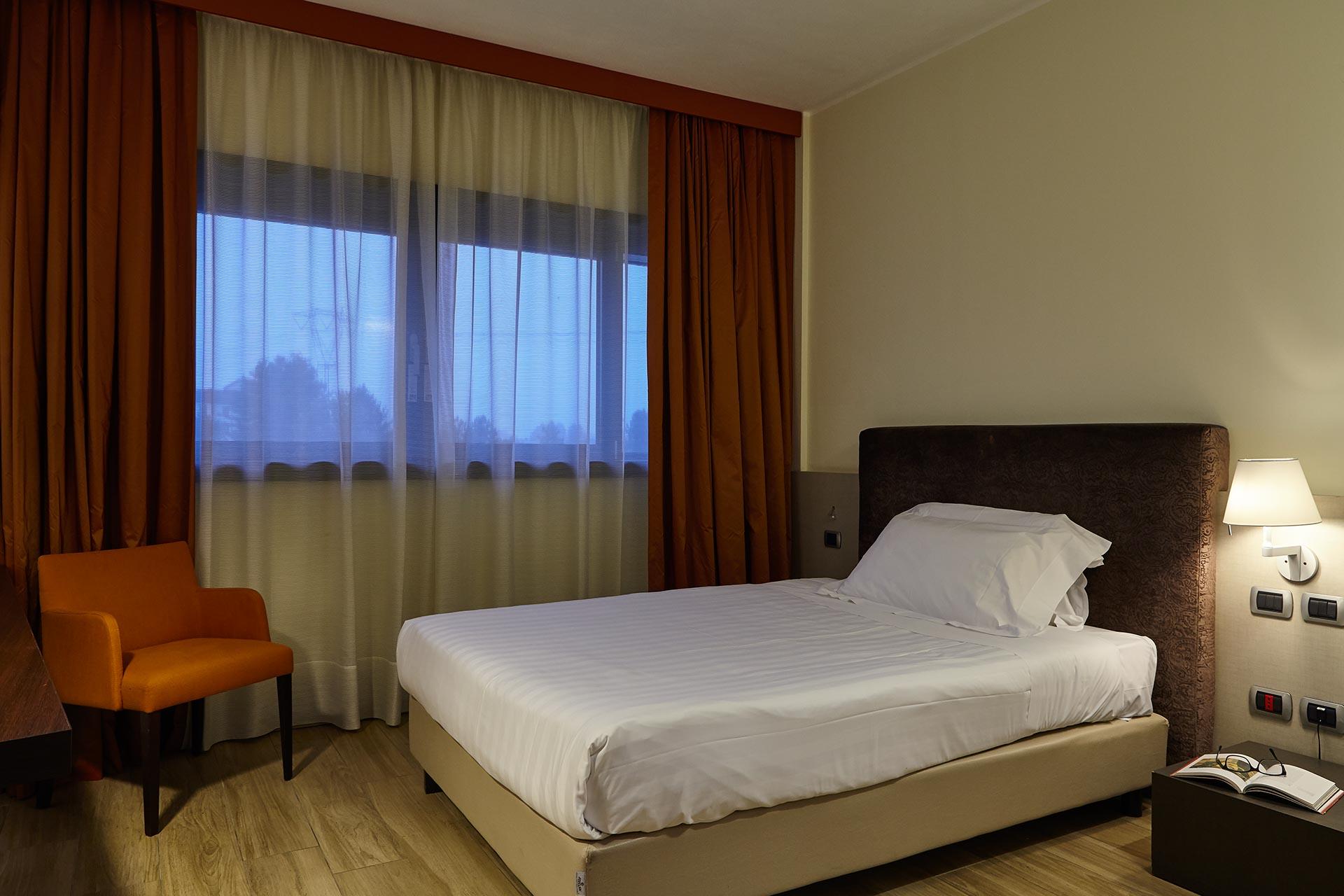 Rmh Modena Des Arts Hotel Luaran gambar