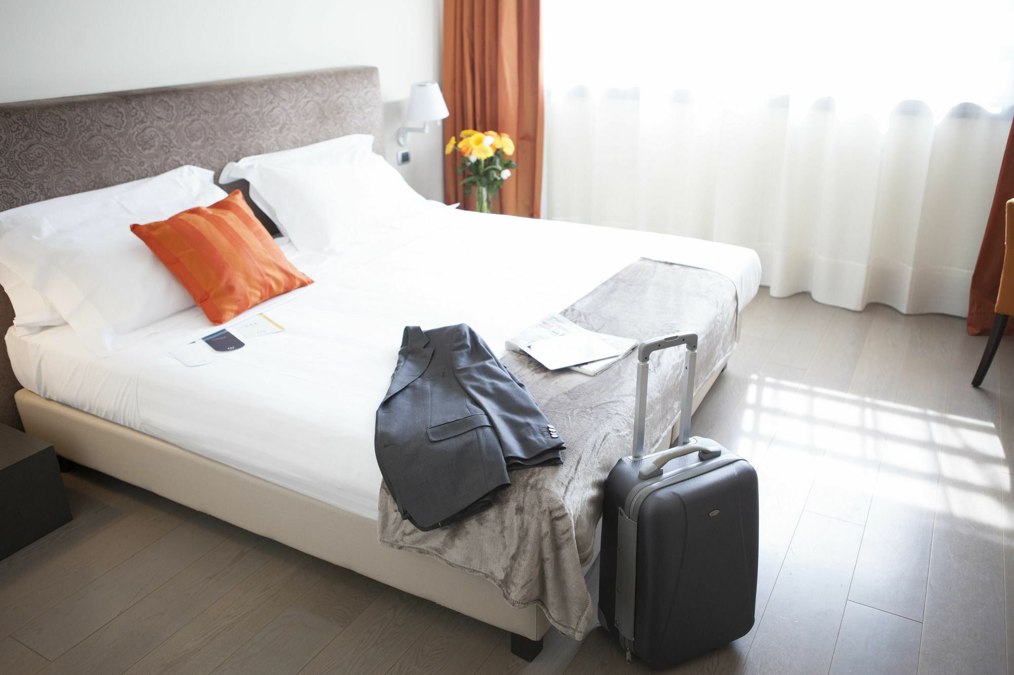 Rmh Modena Des Arts Hotel Luaran gambar